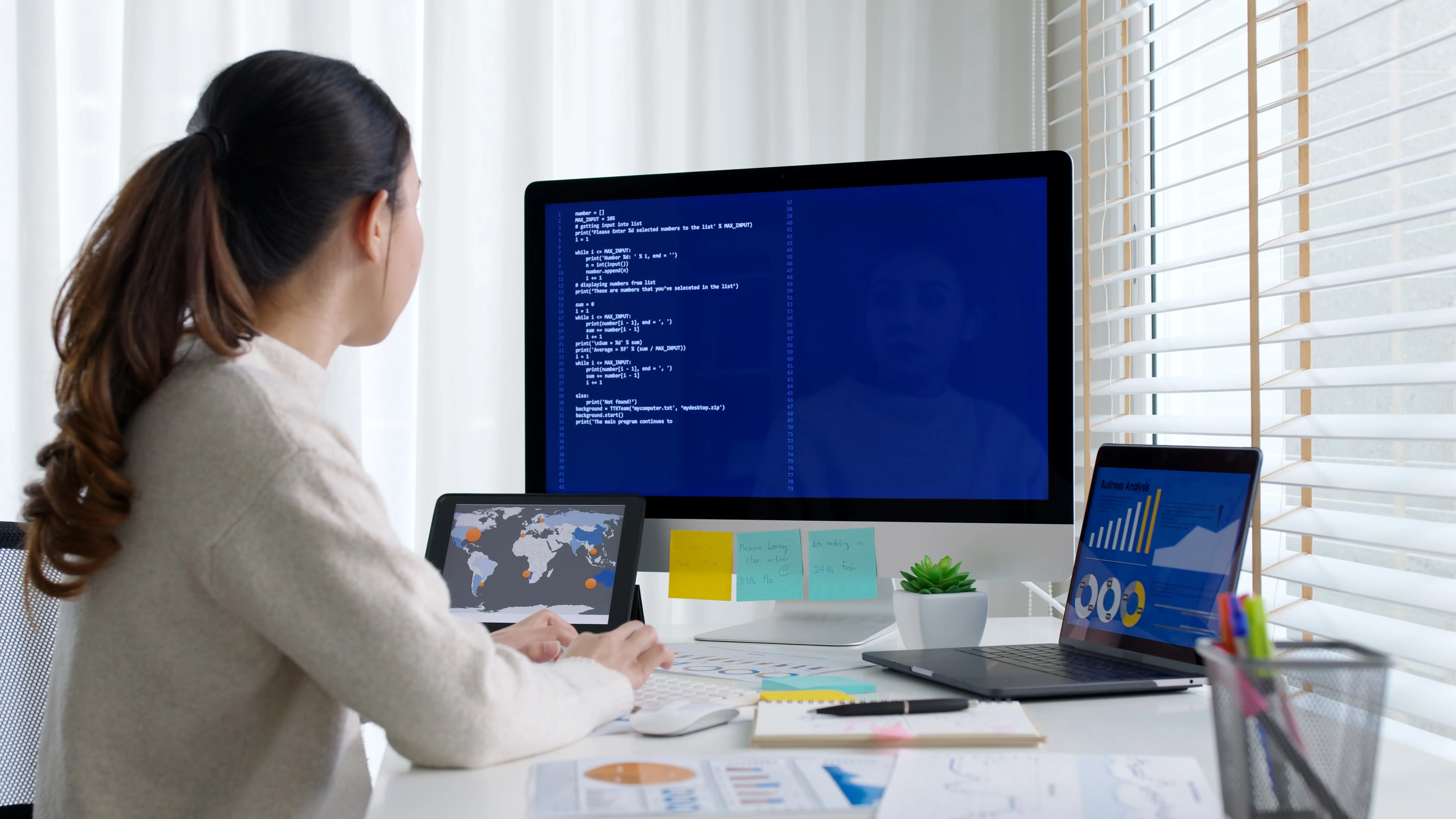 AIを駆使したシステム開発